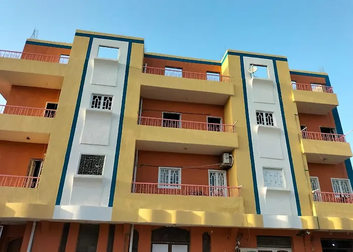 Skylen Hostel *
